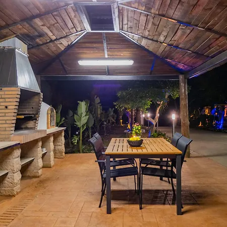 Cubo's Lemon House Prázdninový dům